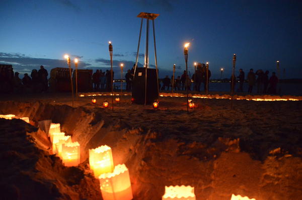 Bild vergr&ouml;&szlig;ern: Lichtermeer in Heikendorf