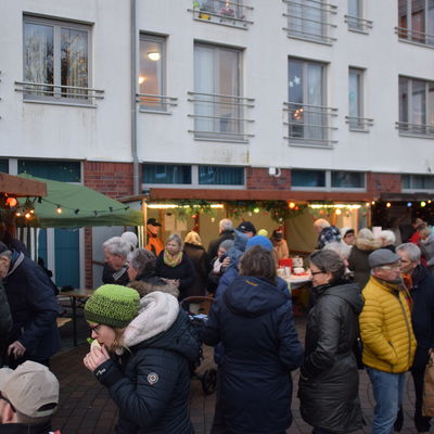 Bild vergr&ouml;&szlig;ern: Mönkeberger Weihnachtsmarkt  2018