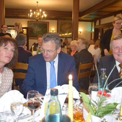 Bild vergr&ouml;&szlig;ern: Landrätin Stephanie Ladwig, Amtsvorsteher Hans-Herbert Pohl, Landtagsabgeordneter Werner Kalinka.
