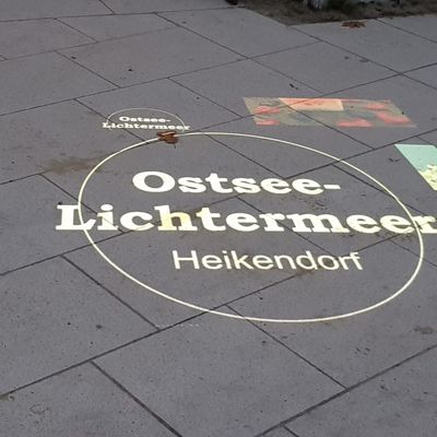 Bild vergr&ouml;&szlig;ern: Ostsee Lichtermeer Promenade Heikendorf