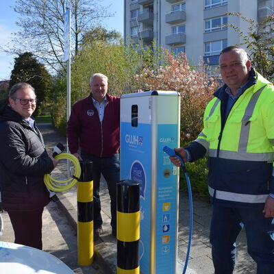 Bild vergr&ouml;&szlig;ern: Ladesäule Roesoll Heikendorf