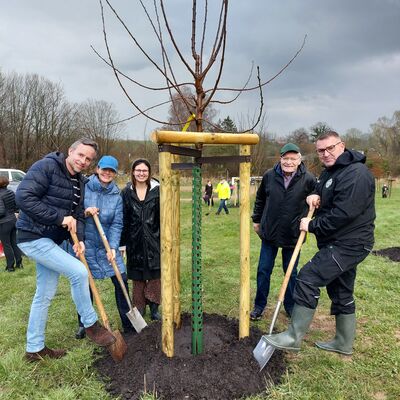 Bild vergr&ouml;&szlig;ern: CDU Heikendorf (Thies-Peter Otzen, Ina Schultheiß, Gina von Mandel, Volker Buhrmann, Marc von Mandel.
