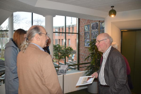 Bürgermeister Alexander Orth hier im Gespräch mit Prof. Dr. Uwe Ruberg
