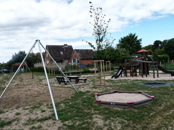 Spielplatz Flüggendorf